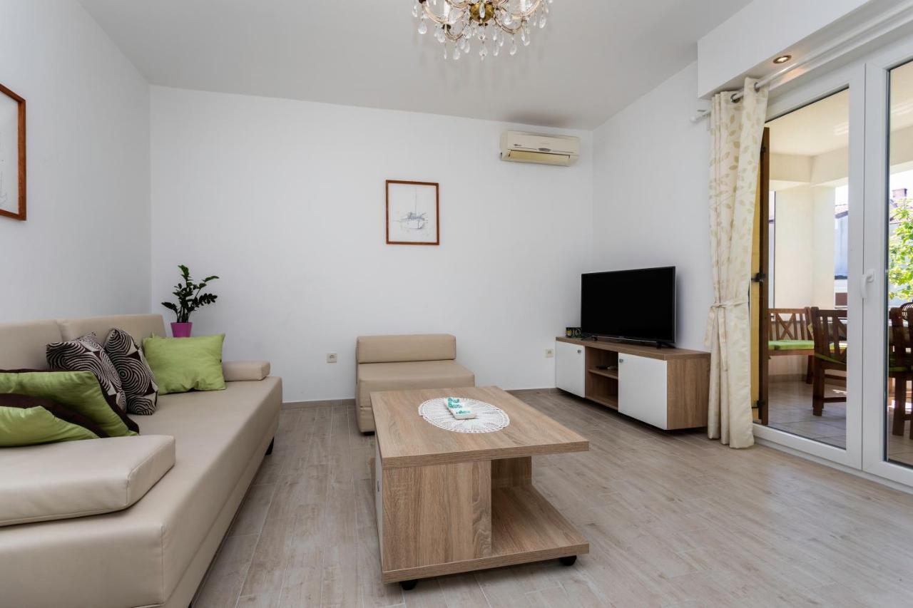 Apartments Hana Башка Экстерьер фото