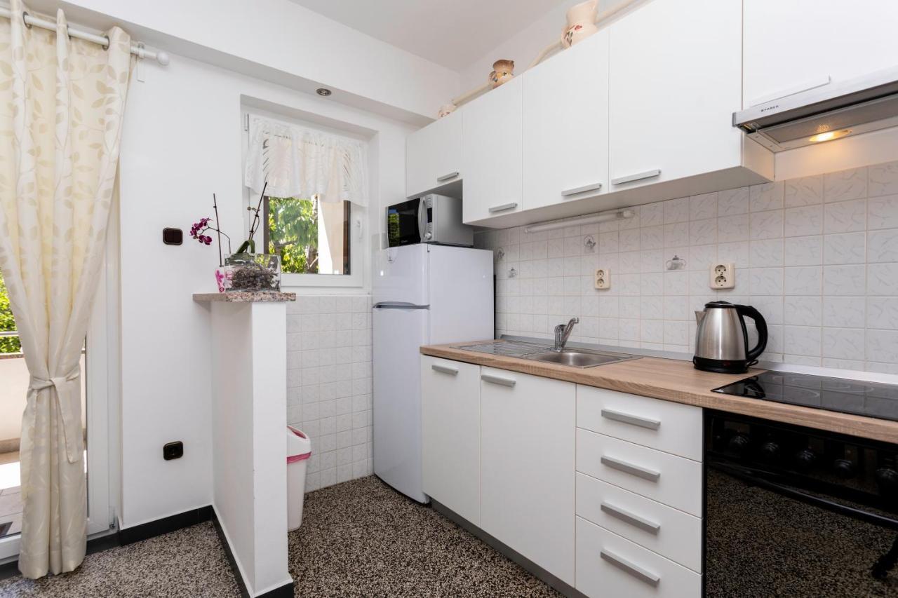 Apartments Hana Башка Экстерьер фото